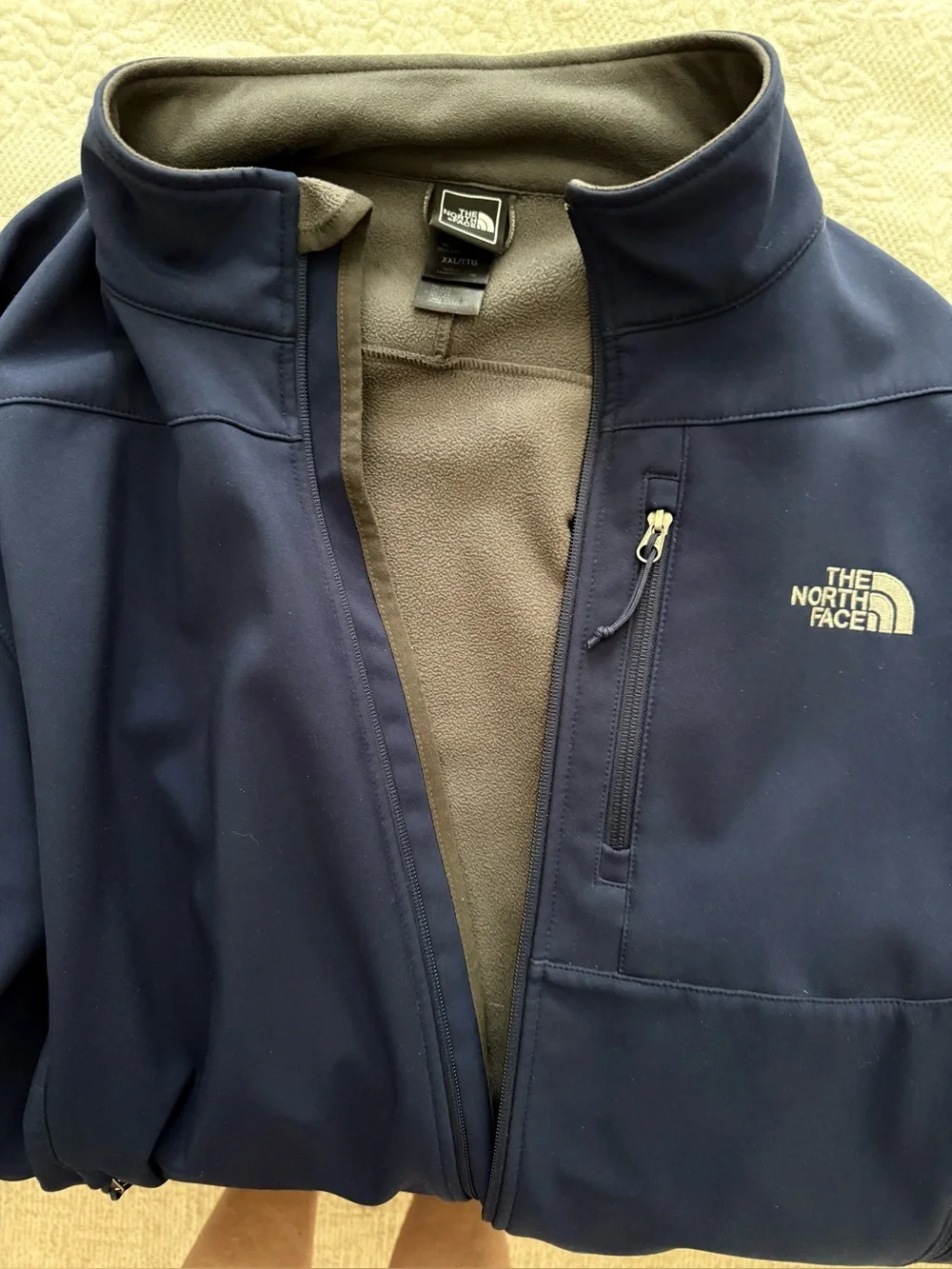 North Face Apex softshell